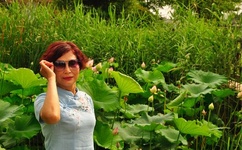 迈开腿让学长尝尝你的草莓汁